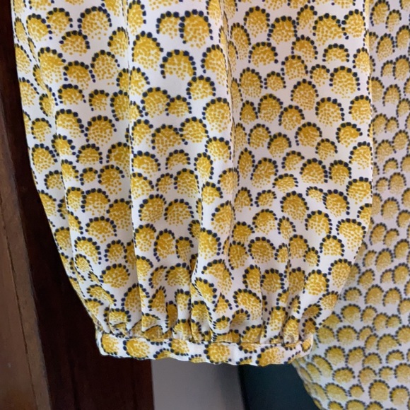 Boden Yellow Print Tie Neck Peasant Top 2P - Picture 4 of 10